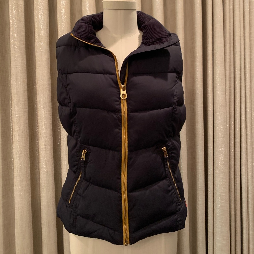 Navy puffer vest by Tom joule
